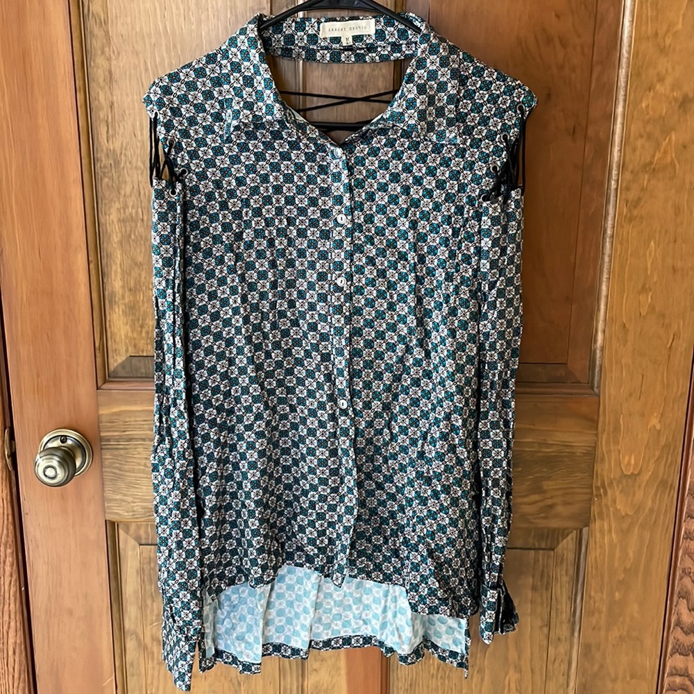 Pattern button down - Picture 1 of 4